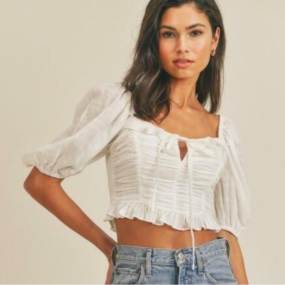 Lush White Puff Sleeve Crop Top - Picture 12 of 12
